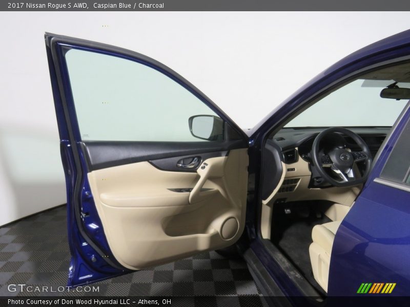 Caspian Blue / Charcoal 2017 Nissan Rogue S AWD