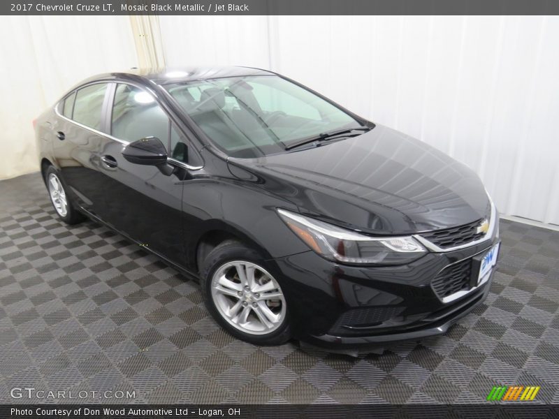 Mosaic Black Metallic / Jet Black 2017 Chevrolet Cruze LT