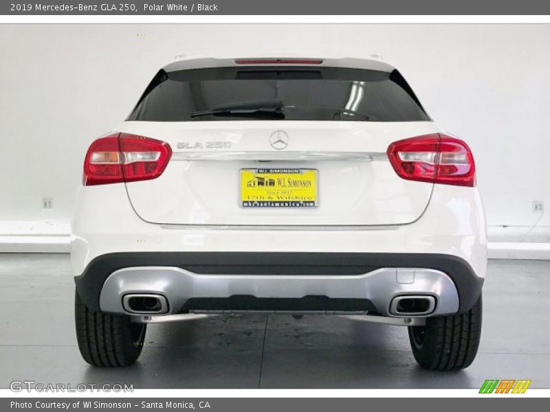 Polar White / Black 2019 Mercedes-Benz GLA 250