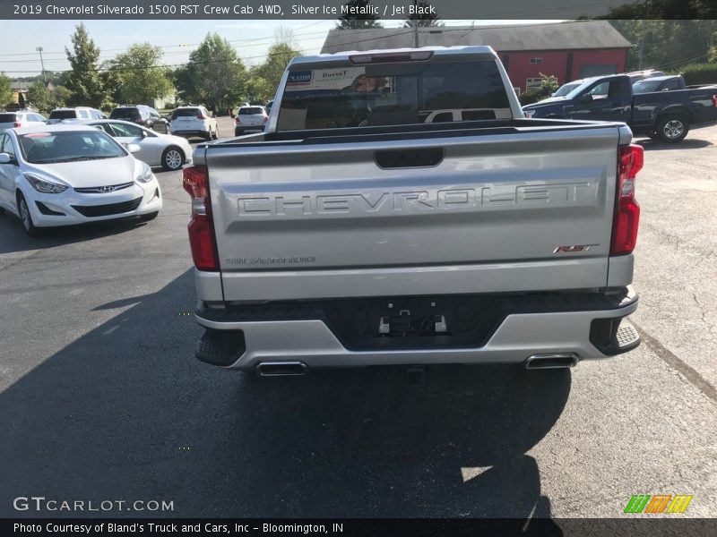 Silver Ice Metallic / Jet Black 2019 Chevrolet Silverado 1500 RST Crew Cab 4WD