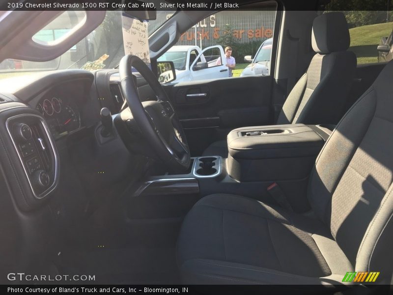 Silver Ice Metallic / Jet Black 2019 Chevrolet Silverado 1500 RST Crew Cab 4WD