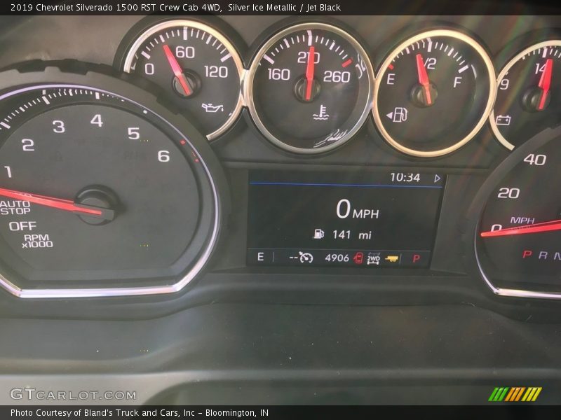 Silver Ice Metallic / Jet Black 2019 Chevrolet Silverado 1500 RST Crew Cab 4WD