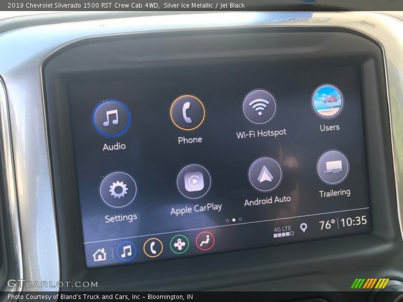 Silver Ice Metallic / Jet Black 2019 Chevrolet Silverado 1500 RST Crew Cab 4WD