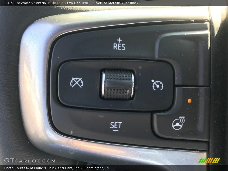 Silver Ice Metallic / Jet Black 2019 Chevrolet Silverado 1500 RST Crew Cab 4WD