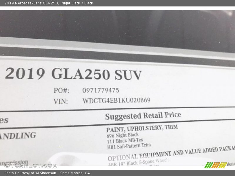 Night Black / Black 2019 Mercedes-Benz GLA 250
