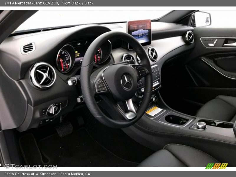 Night Black / Black 2019 Mercedes-Benz GLA 250