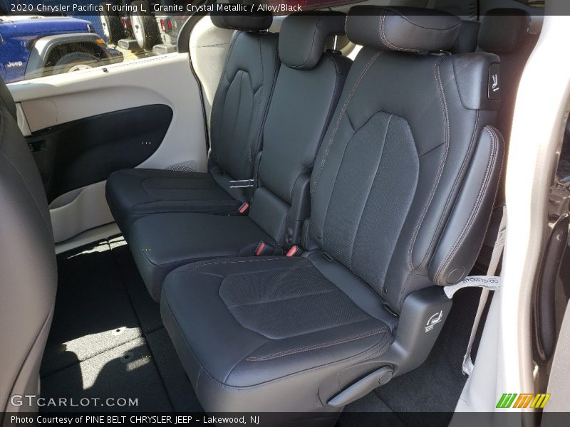 Granite Crystal Metallic / Alloy/Black 2020 Chrysler Pacifica Touring L