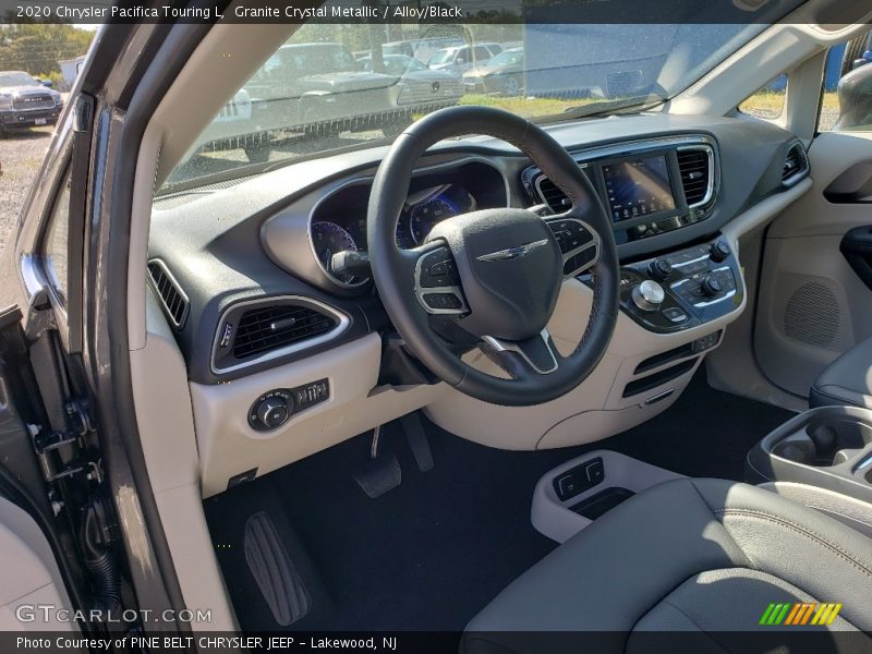 Granite Crystal Metallic / Alloy/Black 2020 Chrysler Pacifica Touring L