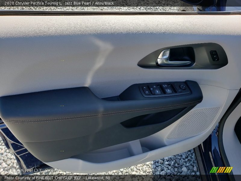 Jazz Blue Pearl / Alloy/Black 2020 Chrysler Pacifica Touring L