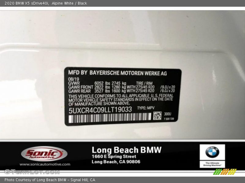 Alpine White / Black 2020 BMW X5 sDrive40i