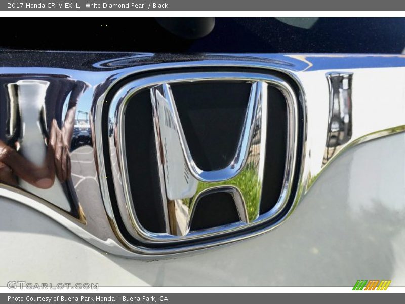 White Diamond Pearl / Black 2017 Honda CR-V EX-L