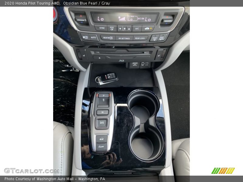 Obsidian Blue Pearl / Gray 2020 Honda Pilot Touring AWD