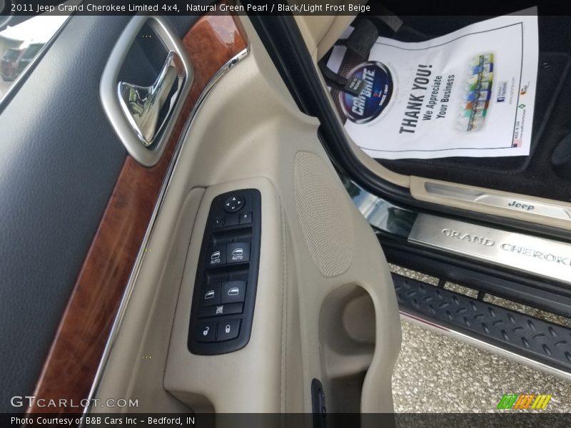 Natural Green Pearl / Black/Light Frost Beige 2011 Jeep Grand Cherokee Limited 4x4