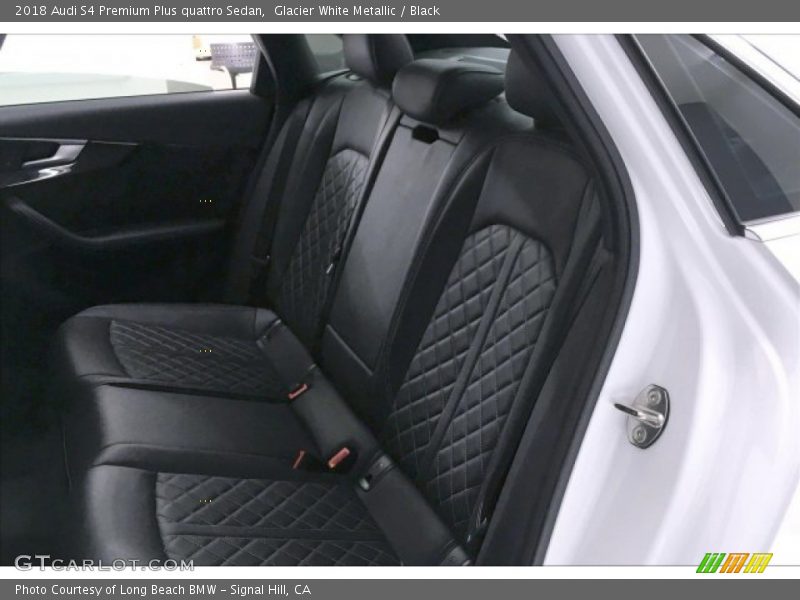 Glacier White Metallic / Black 2018 Audi S4 Premium Plus quattro Sedan