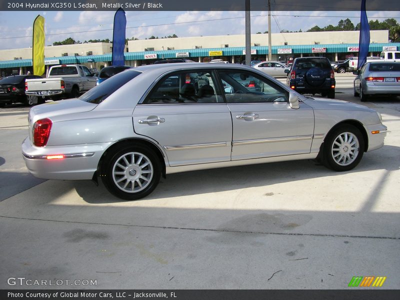 Metallic Silver / Black 2004 Hyundai XG350 L Sedan