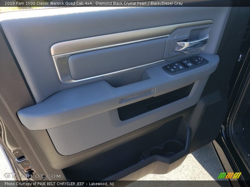 Diamond Black Crystal Pearl / Black/Diesel Gray 2019 Ram 1500 Classic Warlock Quad Cab 4x4