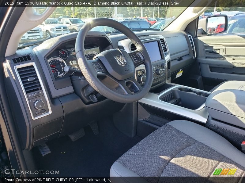 Diamond Black Crystal Pearl / Black/Diesel Gray 2019 Ram 1500 Classic Warlock Quad Cab 4x4