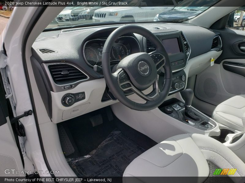Bright White / Ski Gray/Black 2020 Jeep Cherokee Latitude Plus 4x4