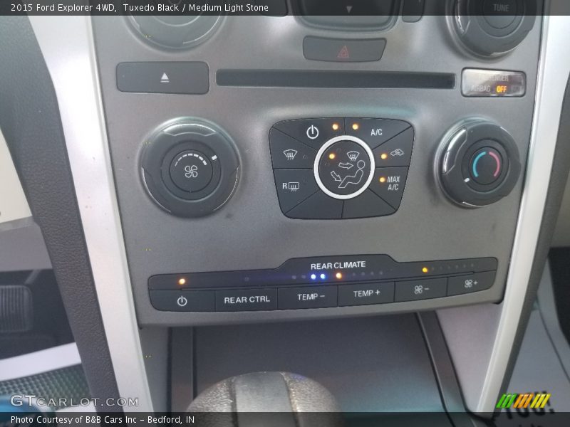 Tuxedo Black / Medium Light Stone 2015 Ford Explorer 4WD
