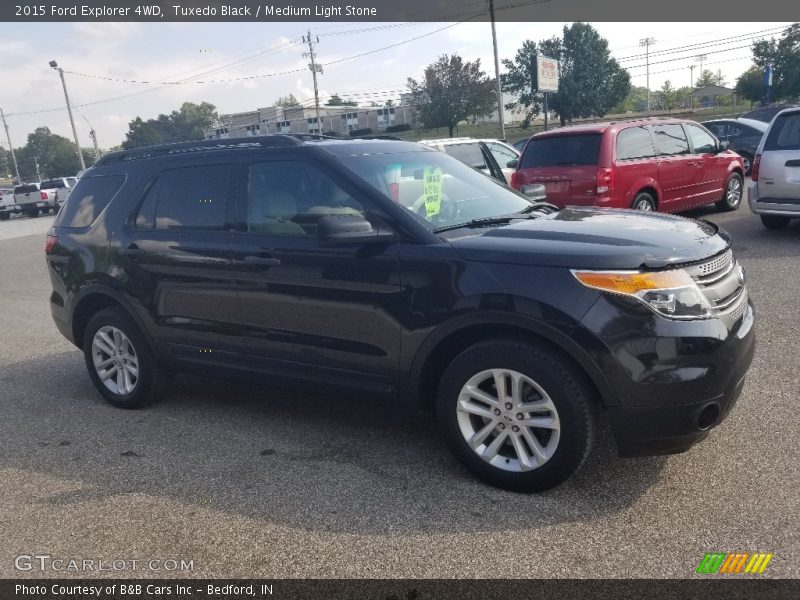 Tuxedo Black / Medium Light Stone 2015 Ford Explorer 4WD