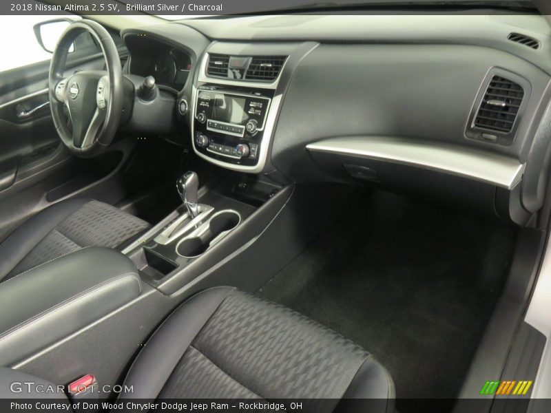 Brilliant Silver / Charcoal 2018 Nissan Altima 2.5 SV