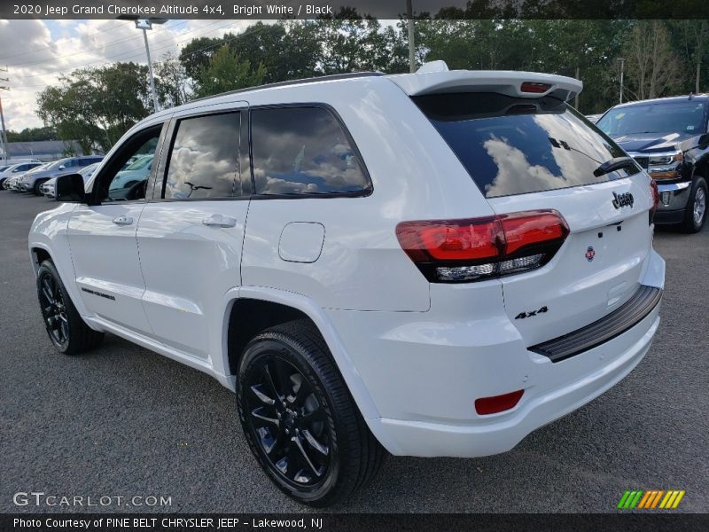 Bright White / Black 2020 Jeep Grand Cherokee Altitude 4x4