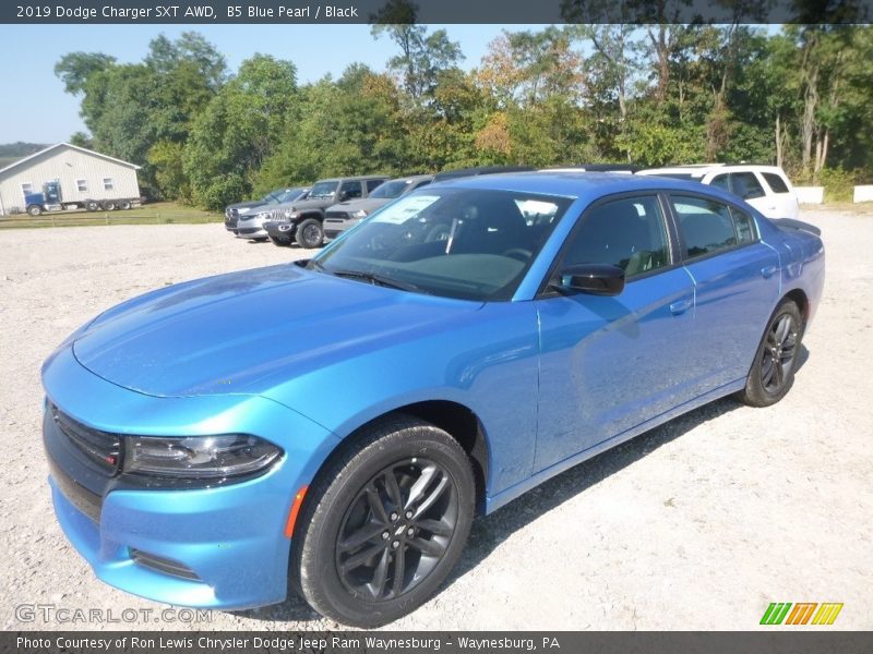 B5 Blue Pearl / Black 2019 Dodge Charger SXT AWD