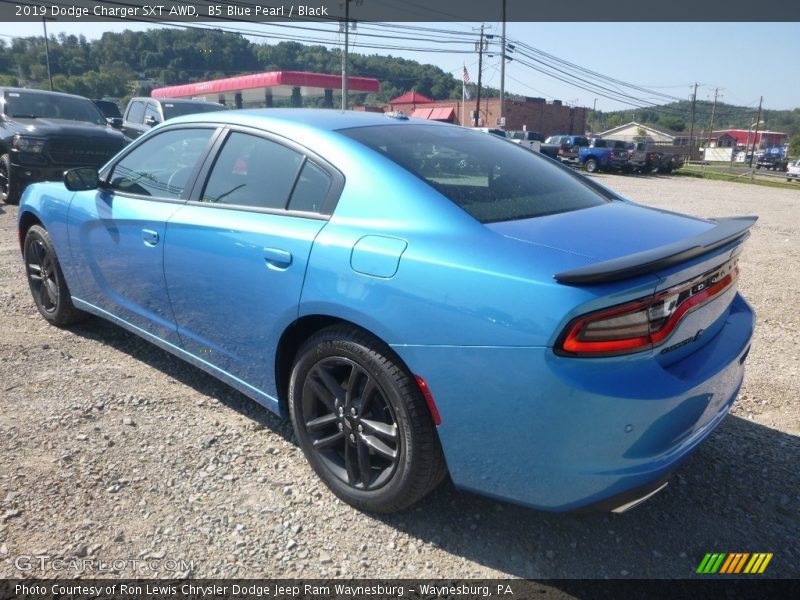 B5 Blue Pearl / Black 2019 Dodge Charger SXT AWD