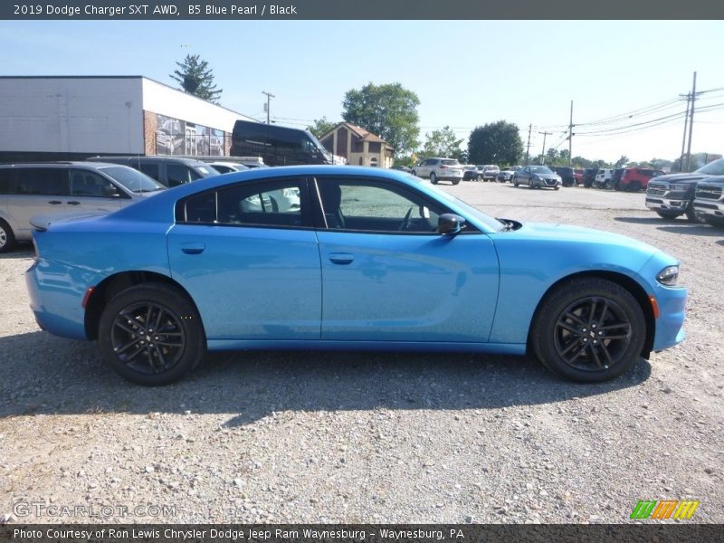 B5 Blue Pearl / Black 2019 Dodge Charger SXT AWD