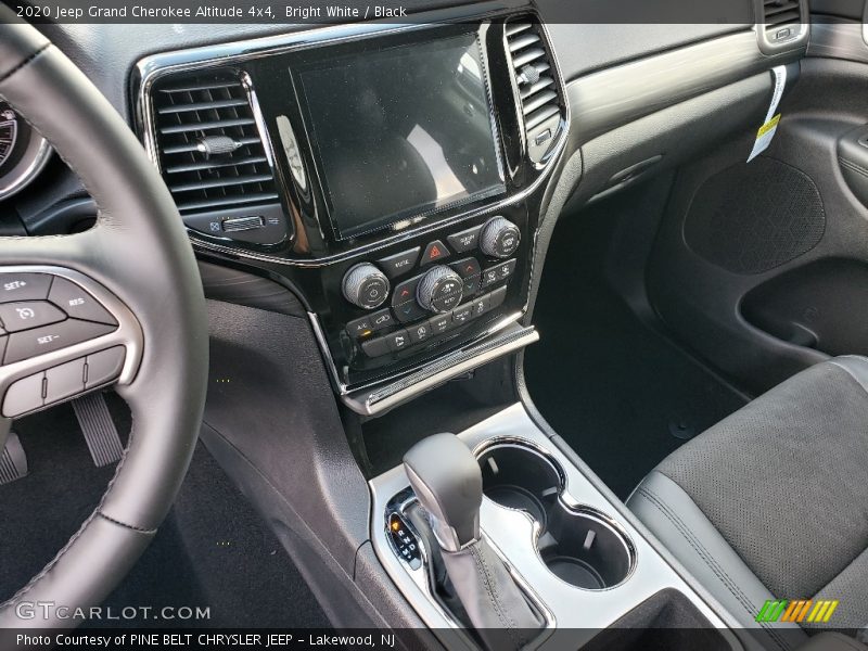 Bright White / Black 2020 Jeep Grand Cherokee Altitude 4x4