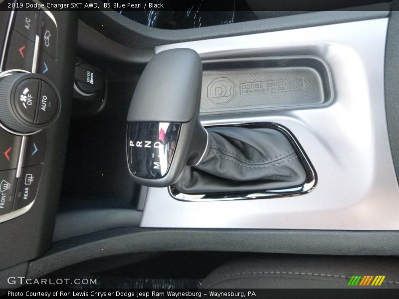 B5 Blue Pearl / Black 2019 Dodge Charger SXT AWD