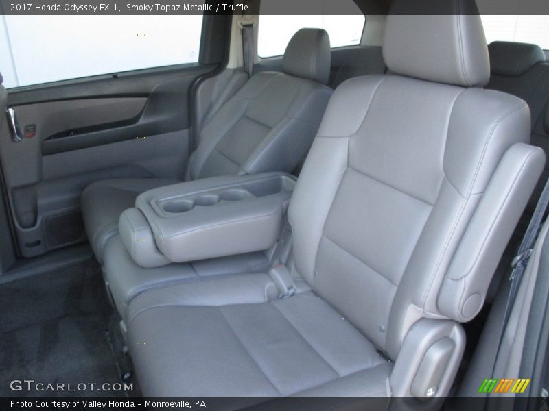 Smoky Topaz Metallic / Truffle 2017 Honda Odyssey EX-L