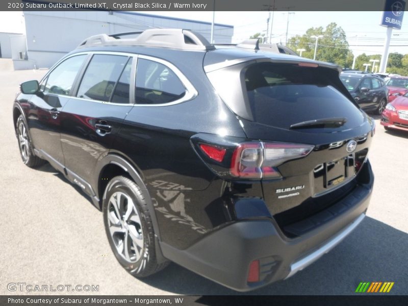 Crystal Black Silica / Warm Ivory 2020 Subaru Outback Limited XT