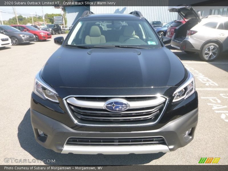 Crystal Black Silica / Warm Ivory 2020 Subaru Outback Limited XT