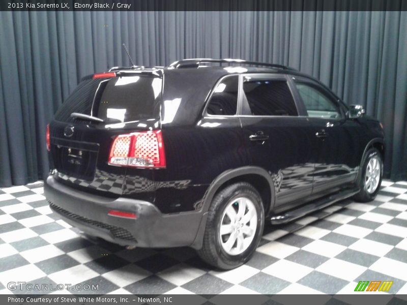 Ebony Black / Gray 2013 Kia Sorento LX