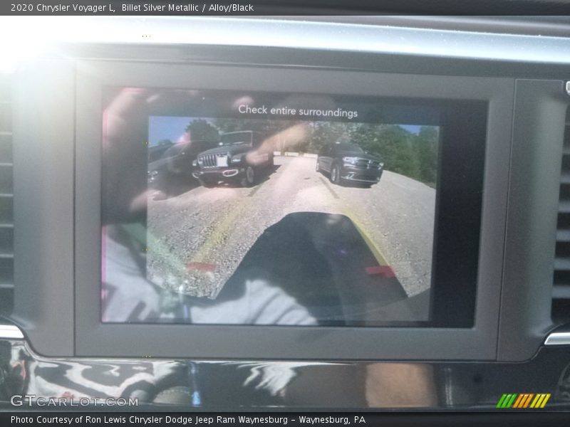 Billet Silver Metallic / Alloy/Black 2020 Chrysler Voyager L