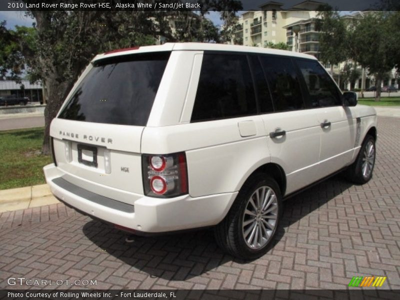 Alaska White / Sand/Jet Black 2010 Land Rover Range Rover HSE