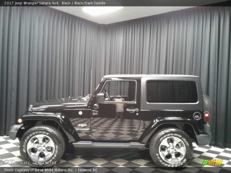 Black / Black/Dark Saddle 2017 Jeep Wrangler Sahara 4x4