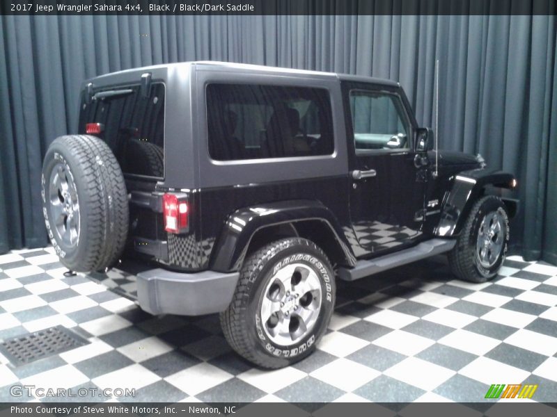 Black / Black/Dark Saddle 2017 Jeep Wrangler Sahara 4x4