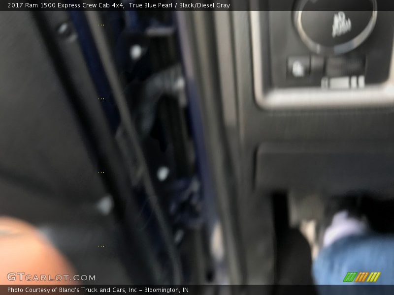 True Blue Pearl / Black/Diesel Gray 2017 Ram 1500 Express Crew Cab 4x4