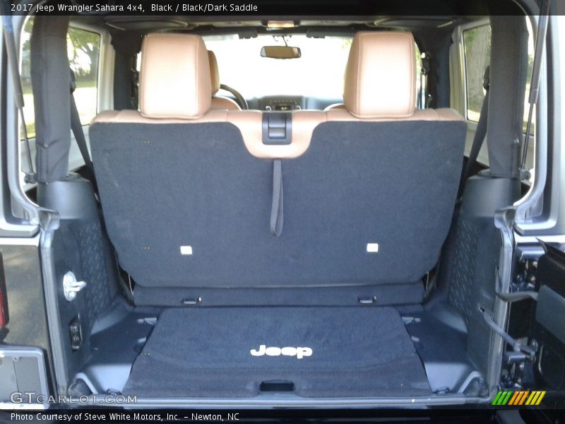 Black / Black/Dark Saddle 2017 Jeep Wrangler Sahara 4x4