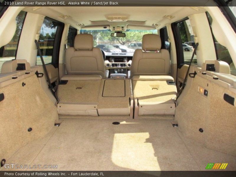  2010 Range Rover HSE Trunk
