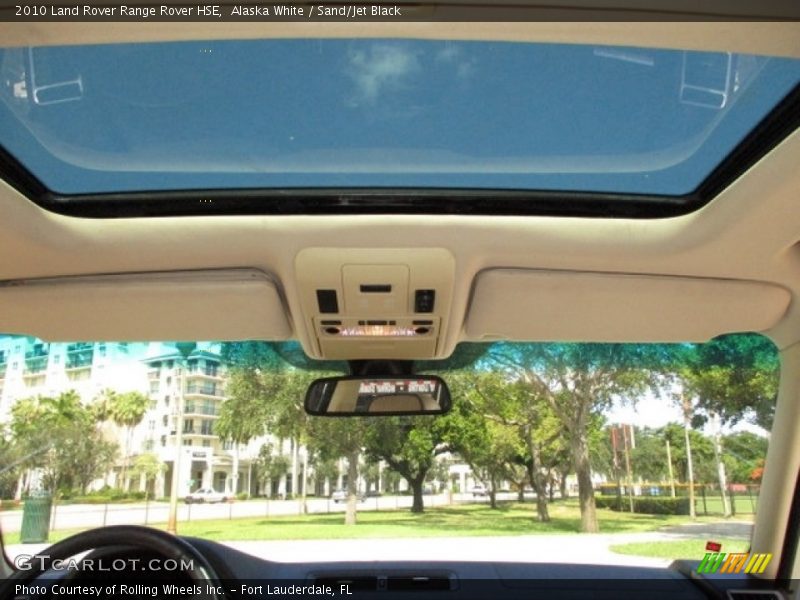 Alaska White / Sand/Jet Black 2010 Land Rover Range Rover HSE