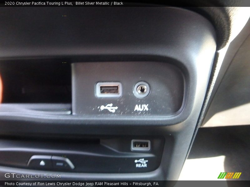 Billet Silver Metallic / Black 2020 Chrysler Pacifica Touring L Plus