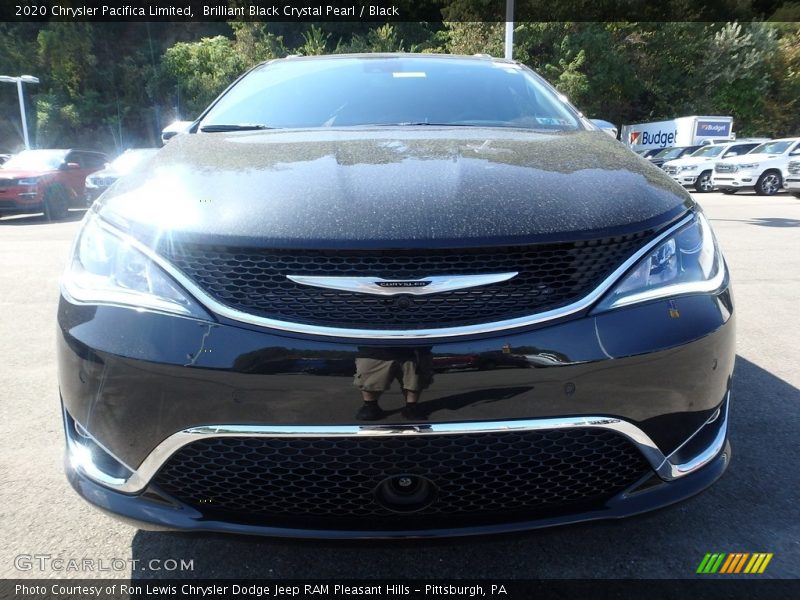 Brilliant Black Crystal Pearl / Black 2020 Chrysler Pacifica Limited