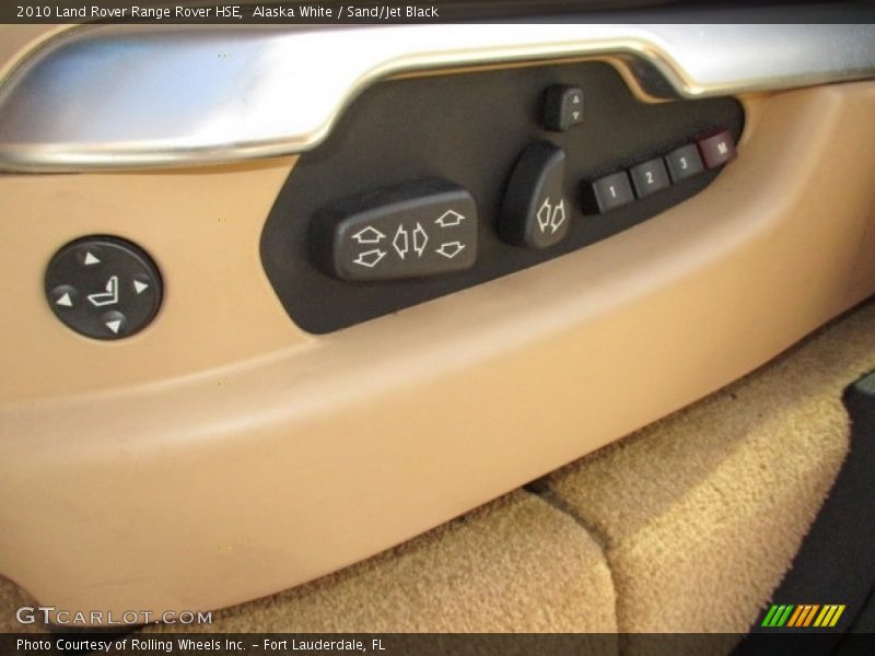 Controls of 2010 Range Rover HSE