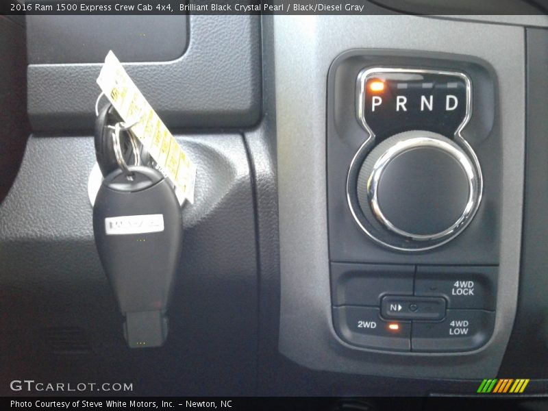 Brilliant Black Crystal Pearl / Black/Diesel Gray 2016 Ram 1500 Express Crew Cab 4x4