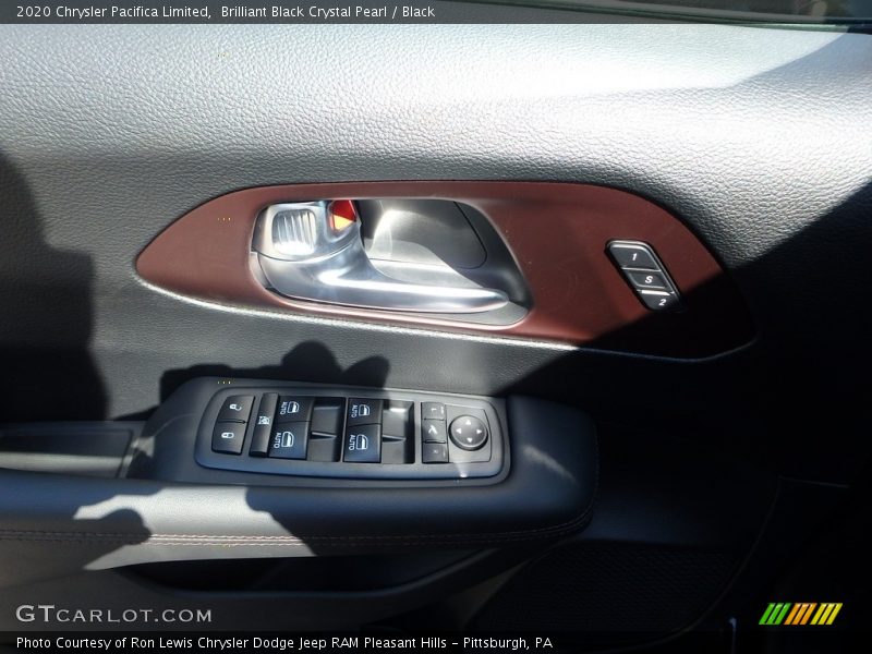 Brilliant Black Crystal Pearl / Black 2020 Chrysler Pacifica Limited