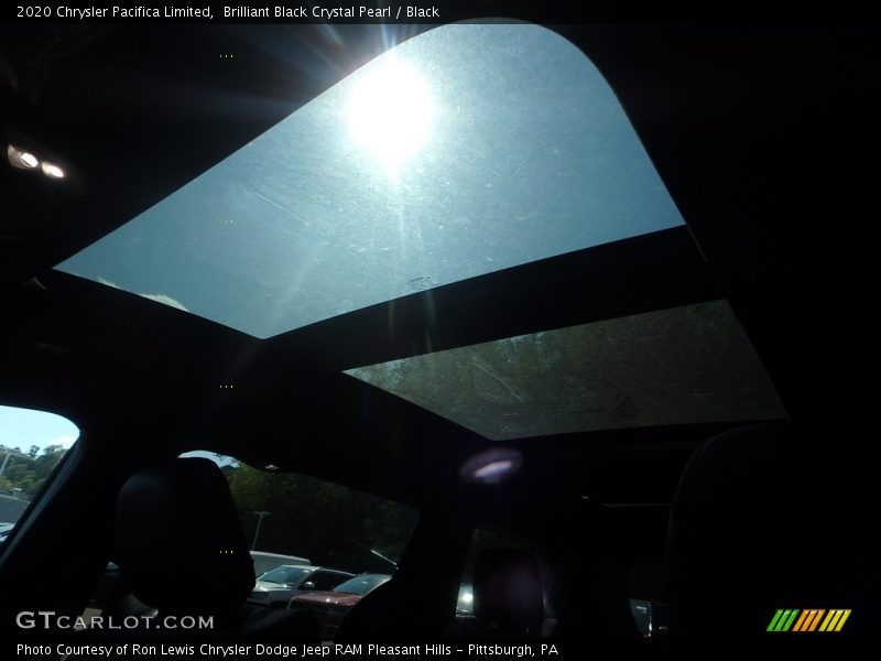 Brilliant Black Crystal Pearl / Black 2020 Chrysler Pacifica Limited