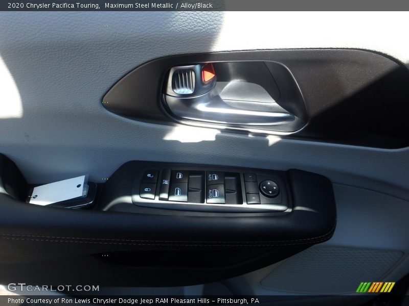 Maximum Steel Metallic / Alloy/Black 2020 Chrysler Pacifica Touring